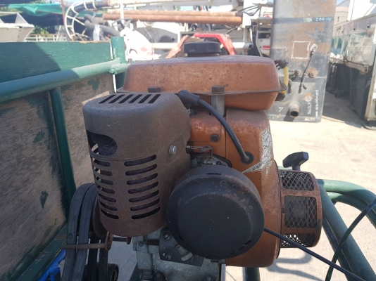 ขายรถบรรทุกล้อยาง นั่งขับ น่าใช้งาน ทำงานเร็ว ขายรถบรรทุกล้อยาง นั่งขับ น่าใช้งาน ทำงานเร็ว