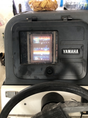 ขายเรือ YAMAHA SRV 20ฟุต พร้อมเครื่อง YAMAHA60แรงเก่าญี่ปุ่น(ไม่รวมเทเลอร์) ราคา185,000