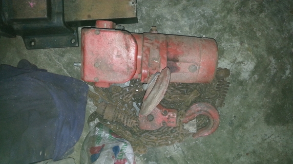 ขายรอกลม1ตัน ไม่มีคอนโทรล 3,500 รับเองนะครับ น้ำหนักเยอะ