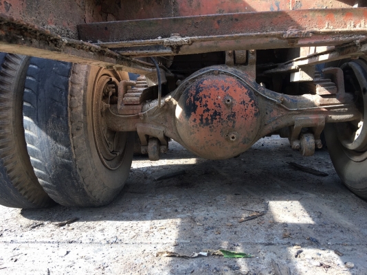 เพลาโบกี้ fuso 2 เพลายกชุด + กระทะ+ ยาง 8เส้น เพลาโบกี้ fuso 2 เพลายกชุด + กระทะ+ ยาง 8เส้น