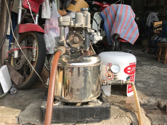 ขายปั๊มน้ำอัตโนมัติ ITC(Hitachi) 250W ถังสแตนเลส ใส่ฝาครอบของใหม่ สภาพสวย หมุนนิ่ม ตรวจเช็คแรงดันเรียบร้อย ไม่มีรั่วซึม พร้อมใช้งาน ราคา 2,900 บาทพร้อมส่ง