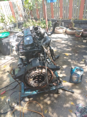 เครื่อง ISUZU 6BG 175แรงม้า เครื่อง ISUZU 6BG 175แรงม้า