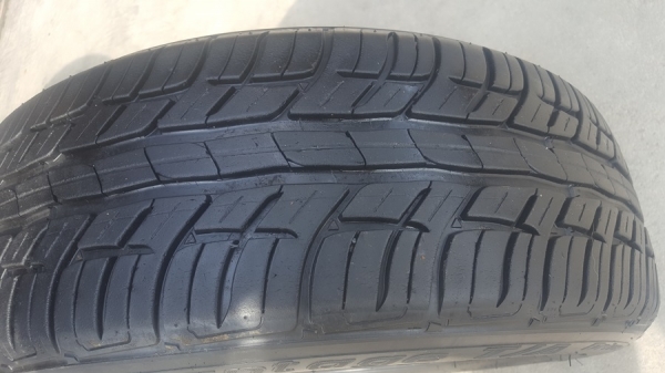 ขายยาง\% 185/60/15 ปี 1316 BF 4 เส้น ขายยาง\% 185/60/15 ปี 1316 BF 4 เส้น