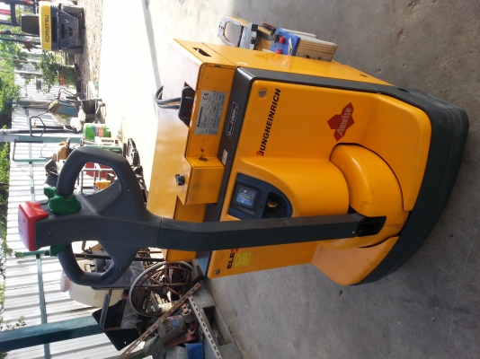 ขายรถยกไฟฟ้า