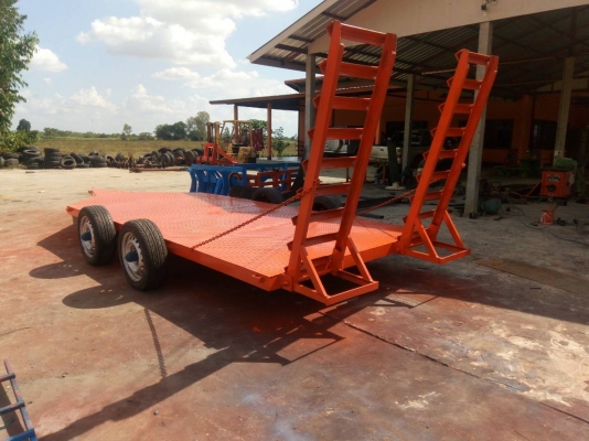 เทรลเลอร์ลากรถเกี่ยวข้าว เทรลเลอร์ลากรถเกี่ยวข้าว