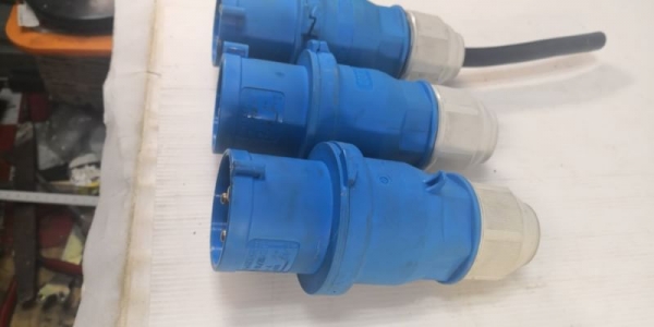 ตัวละ 120 บ.ส่งถึงบ้านฟรี โทร 083-2000058 LINE ID: line832923 power plug กันน้ำ กันฝุ่น ยี่ห้อ Bals ตัวละ 120 บ.ส่งถึงบ้านฟรี โทร 083-2000058 LINE ID: line832923 power plug กันน้ำ กันฝุ่น ยี่ห้อ Bals