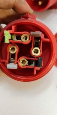 ตัวละ 120 บ.ส่งถึงบ้านฟรี โทร 083-2000058 LINE ID: line832923 power plug กันน้ำ กันฝุ่น ยี่ห้อ Bals 