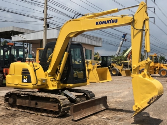 ขายรถขุด KOMATSU PC60-7 นำเข้าเองจากญี่ปุ่น สภาพสวยพร้อมใช้ มีVDOการทำงานครับ
