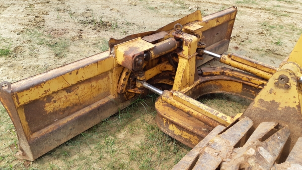 ขายแทรกเตอรD2BD2Gรถสวยเก่านอกใช้น้อย