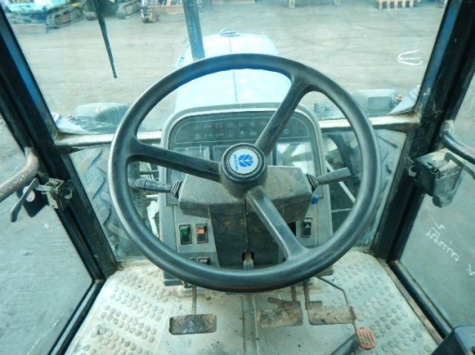 ขาย NEW HOLLAND 8340 2เพลา 125 แรง เก่านอก 690000 บาท โทร. 084-5424150
