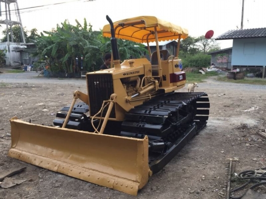 KOMATSU D2-5
