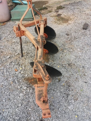 ผานบุกเบิก ขนาด 3x18 ขายตามสภาพ สนใจติดต่อ 084-9997463