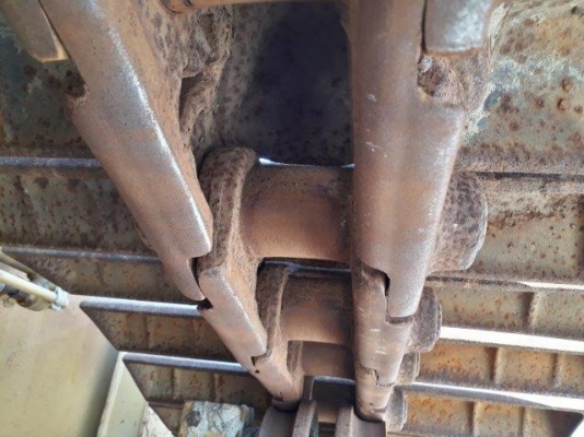 Caterpillar D5N นำเข้าจากญี่ปุ่น โทร. 080-6565422 (หนิง)