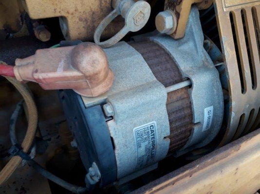 Caterpillar D5N นำเข้าจากญี่ปุ่น โทร. 080-6565422 (หนิง)