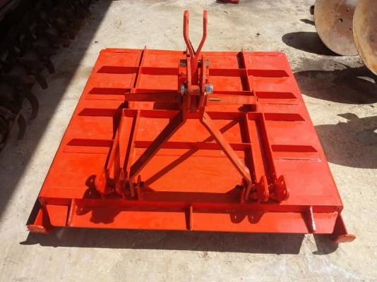 ขายตัดหญ้า 1.35 เซน สภาพสวยพร้อมใช้งาน  ราคา 25,000 บาท  สนใจสอบถาม 084-9997463