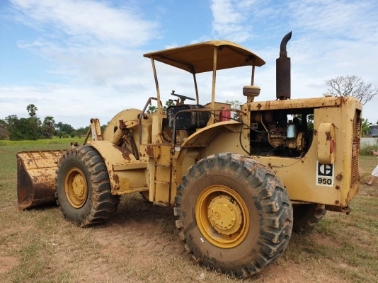 มี VDO ให้ชม.รถตักล้อยาง CAT 950 เอกสารเล่ม ราคา 295000 มี VDO ให้ชม.รถตักล้อยาง CAT 950 เอกสารเล่ม ราคา 295000