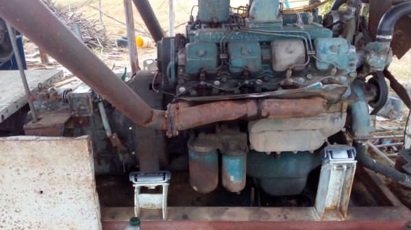 ขายเครื่องยนต์พร้อมเกียร์ราคา50000บาทสนใจโทร0941929949,0994054564