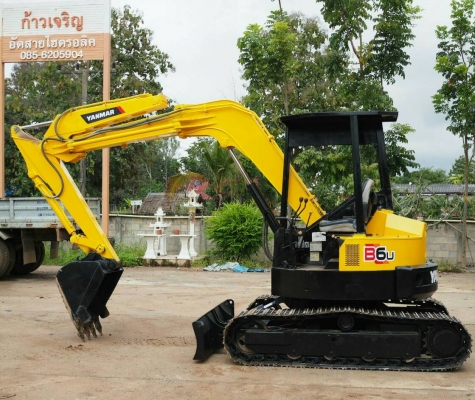 YANMAR B6U-1ปั้มนิ้ม เครื่องยนต์สี่สูบ แทรคเหล็กใหม่