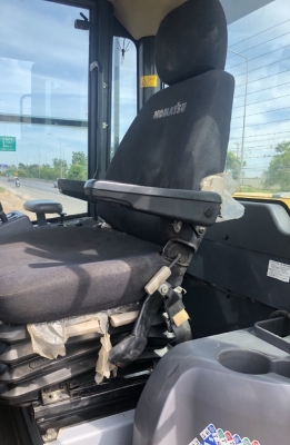 ขายรถตักล้อยาง KOMATSU WA320-6 ปี 2012 นำเข้าเองจากญี่ปุ่น สภาพสวยพร้อมใช้ มีVDOการทำงานครับ ขายรถตักล้อยาง KOMATSU WA320-6 ปี 2012 นำเข้าเองจากญี่ปุ่น สภาพสวยพร้อมใช้ มีVDOการทำงานครับ