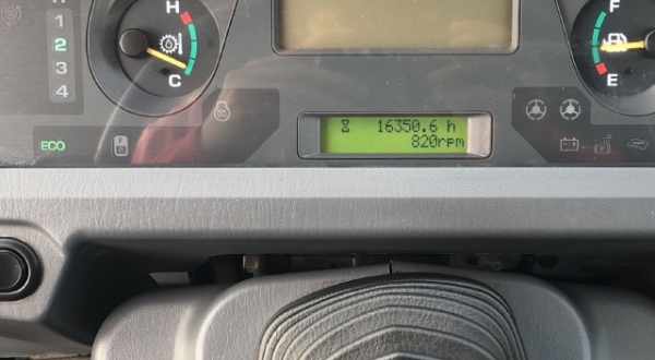 ขายรถตักล้อยาง KOMATSU WA320-6 ปี 2012 นำเข้าเองจากญี่ปุ่น สภาพสวยพร้อมใช้ มีVDOการทำงานครับ ขายรถตักล้อยาง KOMATSU WA320-6 ปี 2012 นำเข้าเองจากญี่ปุ่น สภาพสวยพร้อมใช้ มีVDOการทำงานครับ