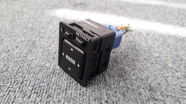 สวิทช์ปรับกระจกมองข้าง TOYOTA  STARLET EP91