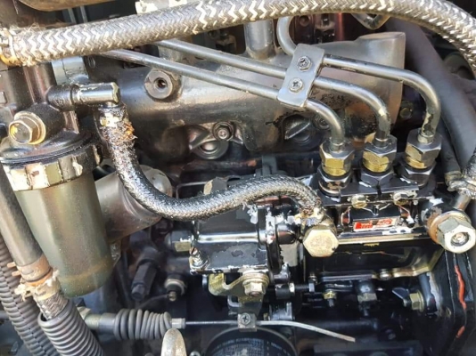 รถขุด KOBELCO SK025 พร้อมไลน์เจาะ เก่าญี่ปุ่นยังไม่เคยใช้งานในไทย สำหรับงานก่อสร้างโดยเฉพาะ ระบบสมบูรณ์ พร้อมใช้งาน ราคา355,000บาท สนใจติดต่อ 083-4355829 081-8416818 ติดต่อสอบถามได้ที่  กดไปที่ลิ้งค์้เพื่อสอบถาม Line: https://line.me/R/ti/p/\%40zbk054