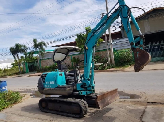 รถขุด KOBELCO SK025 พร้อมไลน์เจาะ เก่าญี่ปุ่นยังไม่เคยใช้งานในไทย สำหรับงานก่อสร้างโดยเฉพาะ ระบบสมบูรณ์ พร้อมใช้งาน ราคา355,000บาท สนใจติดต่อ 083-4355829 081-8416818 ติดต่อสอบถามได้ที่  กดไปที่ลิ้งค์้เพื่อสอบถาม Line: https://line.me/R/ti/p/\%40zbk054