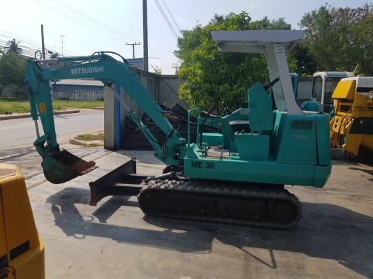 MITSUBISHI ME30 Control น้ำมันปั๊มนิ้วเครื่องยนต์ Mitsubishi ขนาด 3 ตัน มีคอนโทลไลน์เจาะ ราคาเพียง295,000บาท รถพร้อมใช้งาน เอวสวิงแน่นกริบชั่วโมงการใช้งานเพียง3,900ชม. สนใจติดต่อ081-8416818 083-4355828 kpgแทรคเตอร์ ติดต่อสอบถามได้ที่  กดไปที่ลิ้งค์้เ