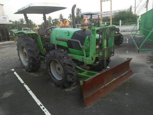 ให้เช่ารถแทรกเตอร์ดอยส์ฟาร์