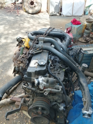 ขายเครื่อง6he1โบแท้ข้ดสแตนดาด