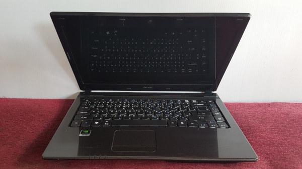 ขาย โน๊ตบุ๊ค ยี่ห้อ ACER Aspire 4752 การ์ดจอแยก NVIDIA GeForce GT630M แรงๆพร้อมใช้งาน 4,752 บาท ขาย โน๊ตบุ๊ค ยี่ห้อ ACER Aspire 4752 การ์ดจอแยก NVIDIA GeForce GT630M แรงๆพร้อมใช้งาน 4,752 บาท