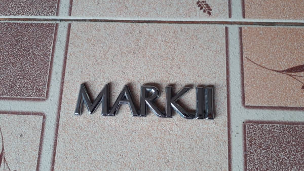 เพลทโลโก้ MARKII ติดท้ายรถ เพลทโลโก้ MARKII ติดท้ายรถ