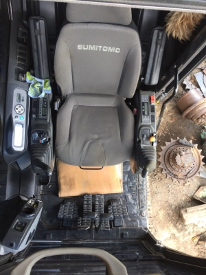 ขายรถแบคโฮ SUMITOMO SH130-5 สภาพเทพบุตร รถสวย ทำงานสมบูรณ์ทุกระบบ เอกสารเล่มทะเบียน ขายรถแบคโฮ SUMITOMO SH130-5 สภาพเทพบุตร รถสวย ทำงานสมบูรณ์ทุกระบบ เอกสารเล่มทะเบียน