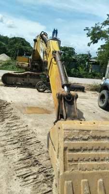 มี VDO ให้ชม. KOBELCO SK200-/// เอกสารเล่ม ราคา 480000