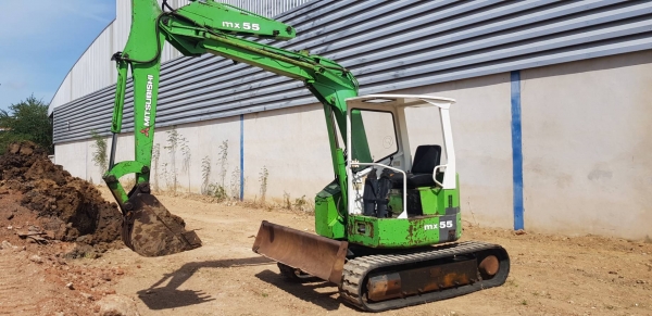 รถขุดขนาด 5.5 ตัน Mitsubishi MX 55 เครื่องยนต์มิตซูบิชิ k4n ปั๊มนิ้ว ระบบทำงานไว offset boom สามารถสไลด์ซ้ายขวาได้ เก่าญี่ปุ่นแท้ยังไม่เคยใช้งานในเมืองไทยราคา 365,000 บาท โทรสอบถามได้ที่เบอร์ 081-8416818, 092-9938255 หรือ ติดต่อสอบถามได้ที่  กดไปที่ล