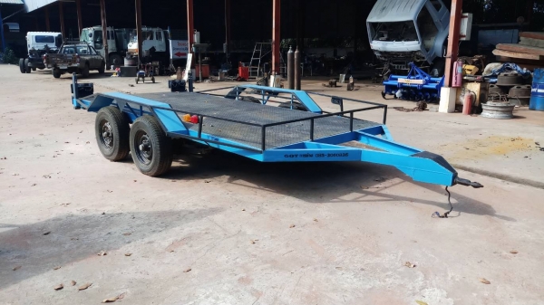 ขายด่วน เทรนเลอร์ มีแหนบ ยางเต็ม 1.9 *4.00 ม สภาพดีมาก 98000