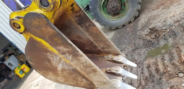 รถขุดKOMATSU PC10-7 แทรคเหล็กตีนเป็ด ช่วงล่างสวย เครืองยนต์โคมัสสุ รุ่น7 ใช้งาน2000ชั่วโมง เก่าญี่ปุ่น สภาพดีพร้อมใช้งาน พร้อมเอกสาร ราคา250,000บาท รับรองคุณภาพ สนใจติดต่อ โทร 081-8416818 ,083-4355829 #KPGแทรคเตอร์ หรือติดต่อสอบถามได้ที่  กดไปที่ลิ้ง