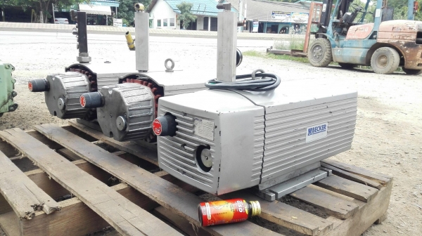 แวคคัมปั้มเยอรมัน BECKER Made in GERMANY 2 HP 380V Max 150 mbar สภาพสวยพร้อมใช้งาน มีมา 3 ตัว