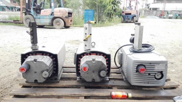 แวคคัมปั้มเยอรมัน BECKER Made in GERMANY 2 HP 380V Max 150 mbar สภาพสวยพร้อมใช้งาน มีมา 3 ตัว แวคคัมปั้มเยอรมัน BECKER Made in GERMANY 2 HP 380V Max 150 mbar สภาพสวยพร้อมใช้งาน มีมา 3 ตัว