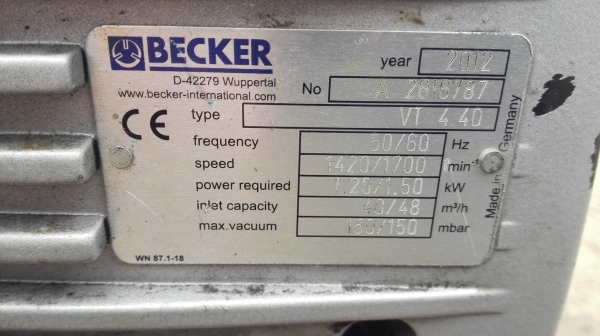 แวคคัมปั้มเยอรมัน BECKER Made in GERMANY 2 HP 380V Max 150 mbar สภาพสวยพร้อมใช้งาน มีมา 3 ตัว