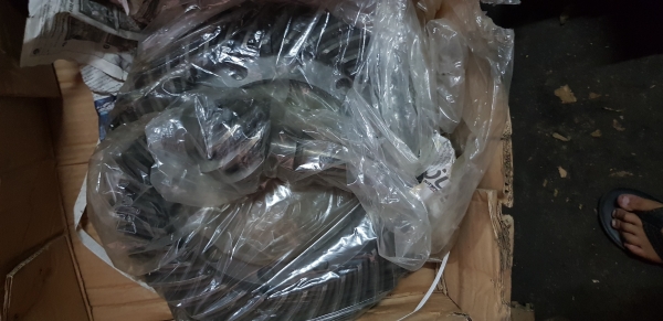 จานเฟืองท้าย เดือยหมู ฟูโซ่ 8 ตันลูกหลัง และ Isuzu ล็อคใหญ่ลูกหลัง