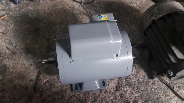 ขาย !! มอเตอร์.มิตซู.ขนาด1แรง220v.สภาพ.พร้อมใช้งาน ขาย !! มอเตอร์.มิตซู.ขนาด1แรง220v.สภาพ.พร้อมใช้งาน