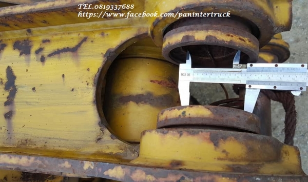 FROM JAPANตัวคีบปากหนีบไม้ *อุปกรณ์รองรับ สำหรับรถขุดไซค์100, 120 /สวมบูทสลัก60 - 65 มิล /ราคาเพียง 35,000 บาท