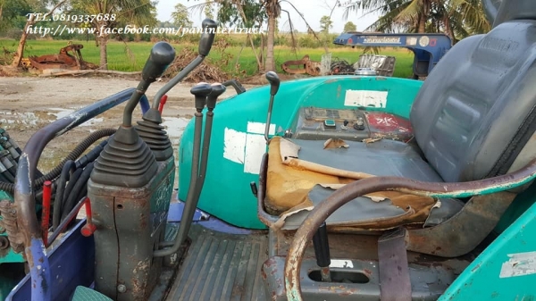 รถขุด MINI. EXCAVATOR KOMATSU PC30FR-1 /คอนโทรลน้ำมัน /ปั๊มนิ้ว/แทรคเหล็ก /พร้อมใช้งาน /ราคาเพียง 220,000 บาท