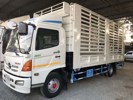 ชายรถ6ล้อ hino fc กระบะพร้อมคอก ยาว5.6ม.สภาพพร้อมใช้งานติดต่อ081-6577048คุณชาญชัย