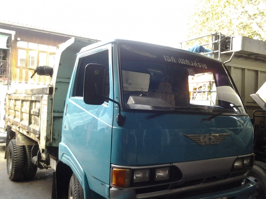 รถดัมพ์ ยี่ห้อฮีโน่ รุ่น FB112A  เป็นดัมพ์ 5 คิว