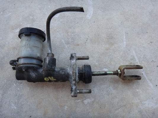 ขายปั้ม คลัทช์ ISUZU TFR เก่าญี่ปุ่น