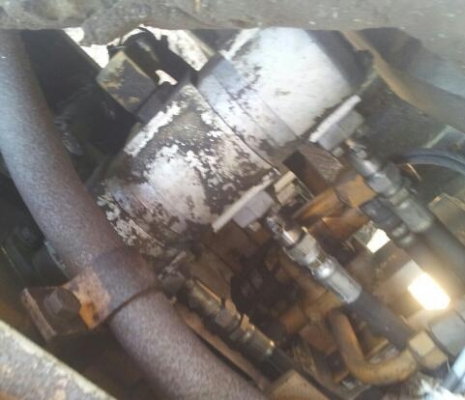 ขายแม็คโครยี่ห้อkomatsu pc50uu-1