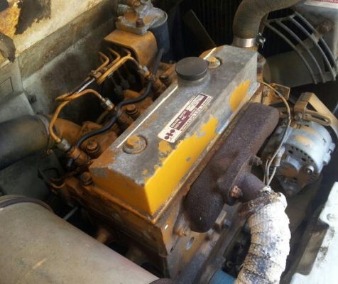 ขายแม็คโครยี่ห้อkomatsu pc50uu-1