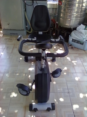 เครื่องออกกำลังกายจักรยานแม่เหล็ก